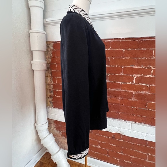 St John Santana Knit Embroidered Jacket Zip Front in Black Signature Hardware - Picture 5 of 17